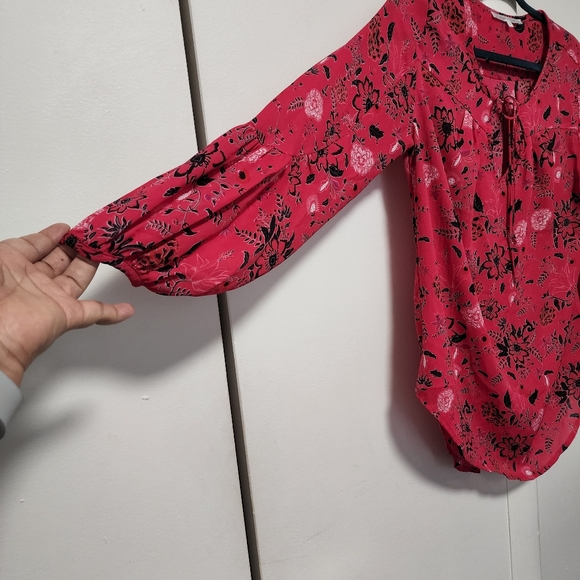 Cute Hot Pink and Black Blouse - Picture 2 of 4